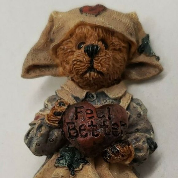 BOYD'S BEARS “Clara the Nurse” Pin – Feel Better Heart Edition! - Picture 4 of 5